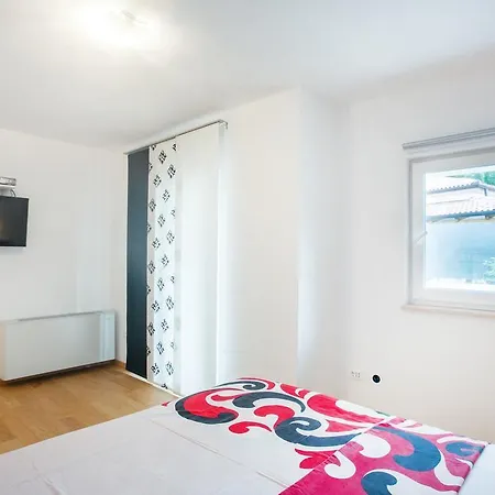 Holiday home Freeda